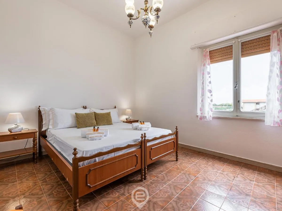 House Minerva Villa Putzu Idu 0*,  Italy