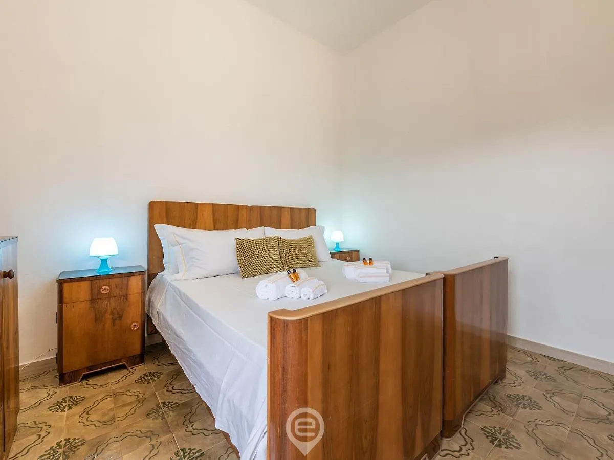 House Minerva Villa Putzu Idu Italy